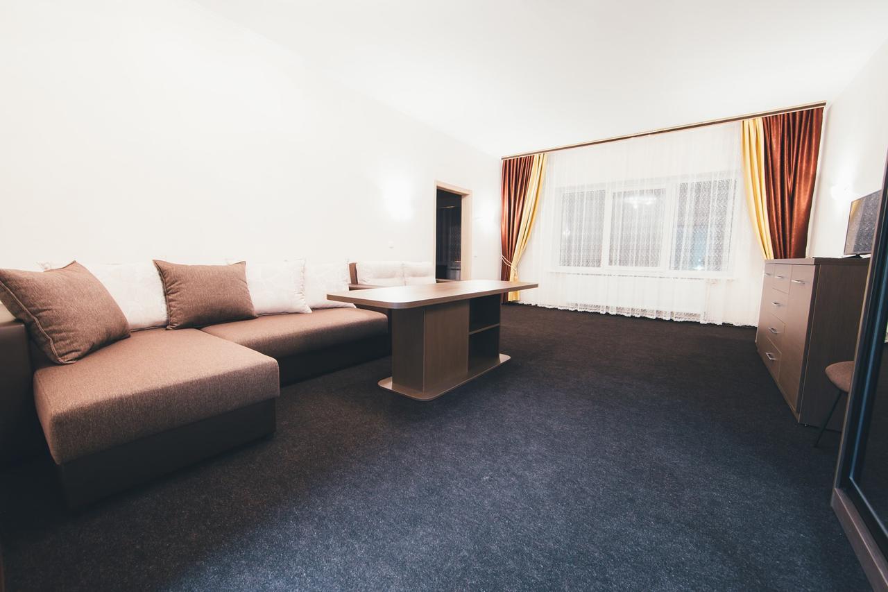 Sunhotel Astravyets Экстерьер фото
